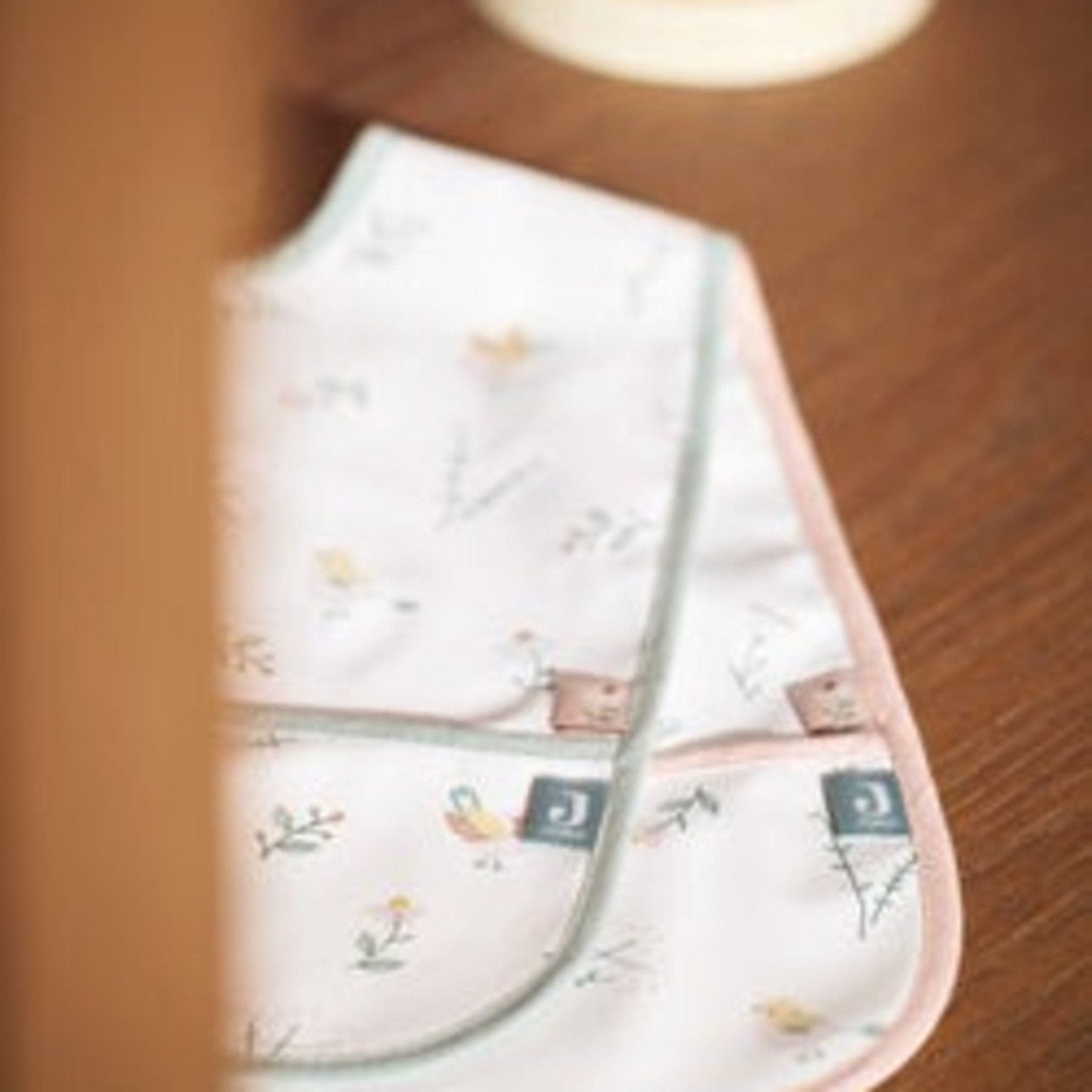 Jollein - Bibs - 2 - Pack Bib Waterproof - Lovely Birds - Tummy Time
