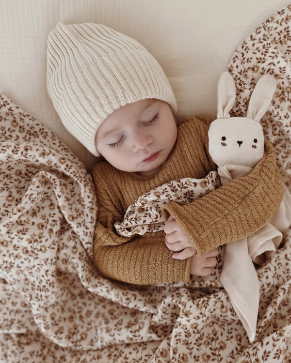 Main Sauvage Cuddle Cloth - Bunny Ecru