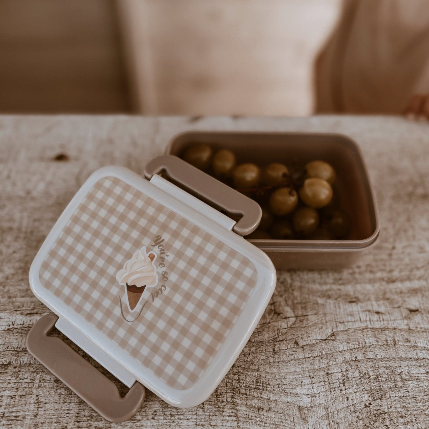 Mrs Ertha - Baby Tableware - Lunch Box - Soft Squares - Tummy Time