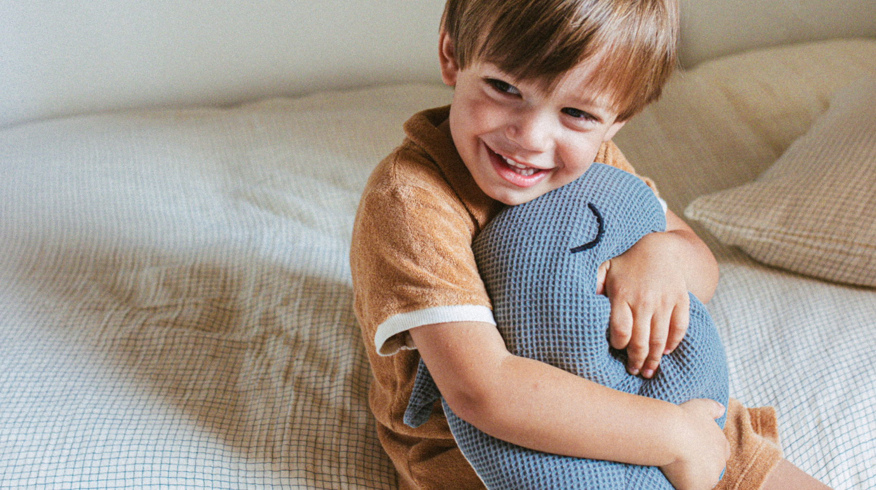 Nobodinoz Embroidered whale cushion in washed cotton Wabi-Sabi