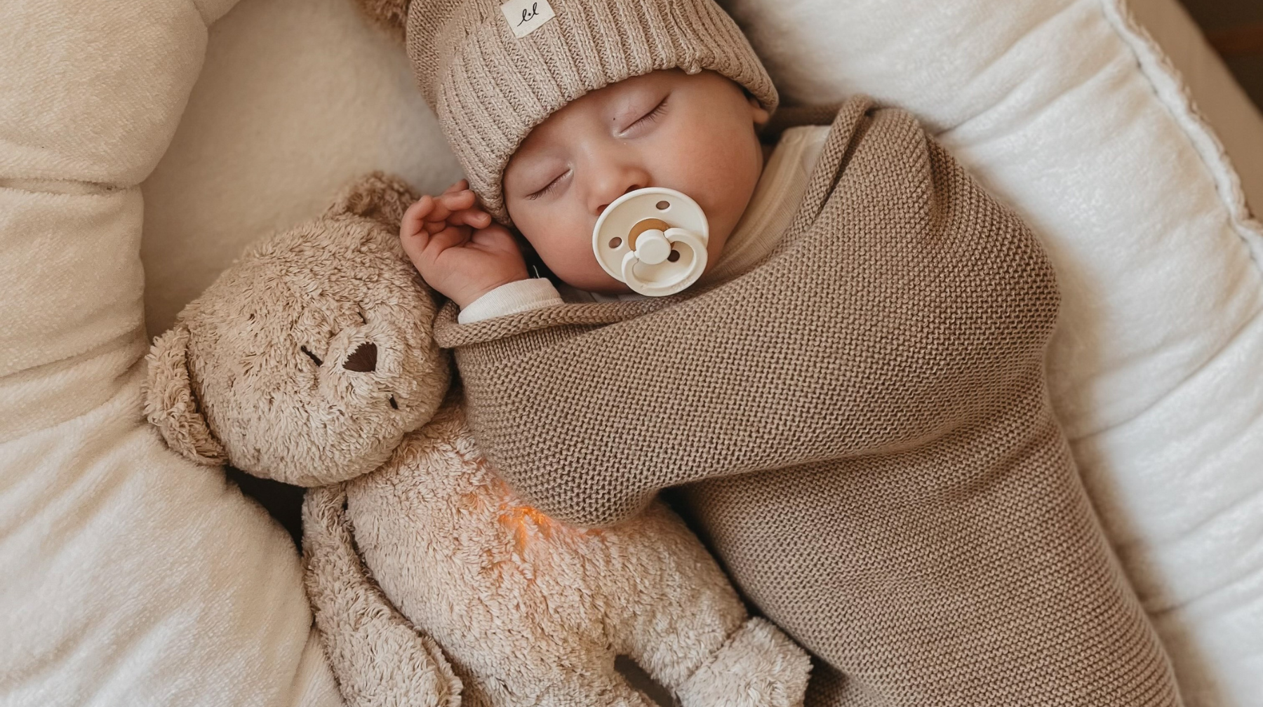 Moonie Organic Natural Bear - Sand