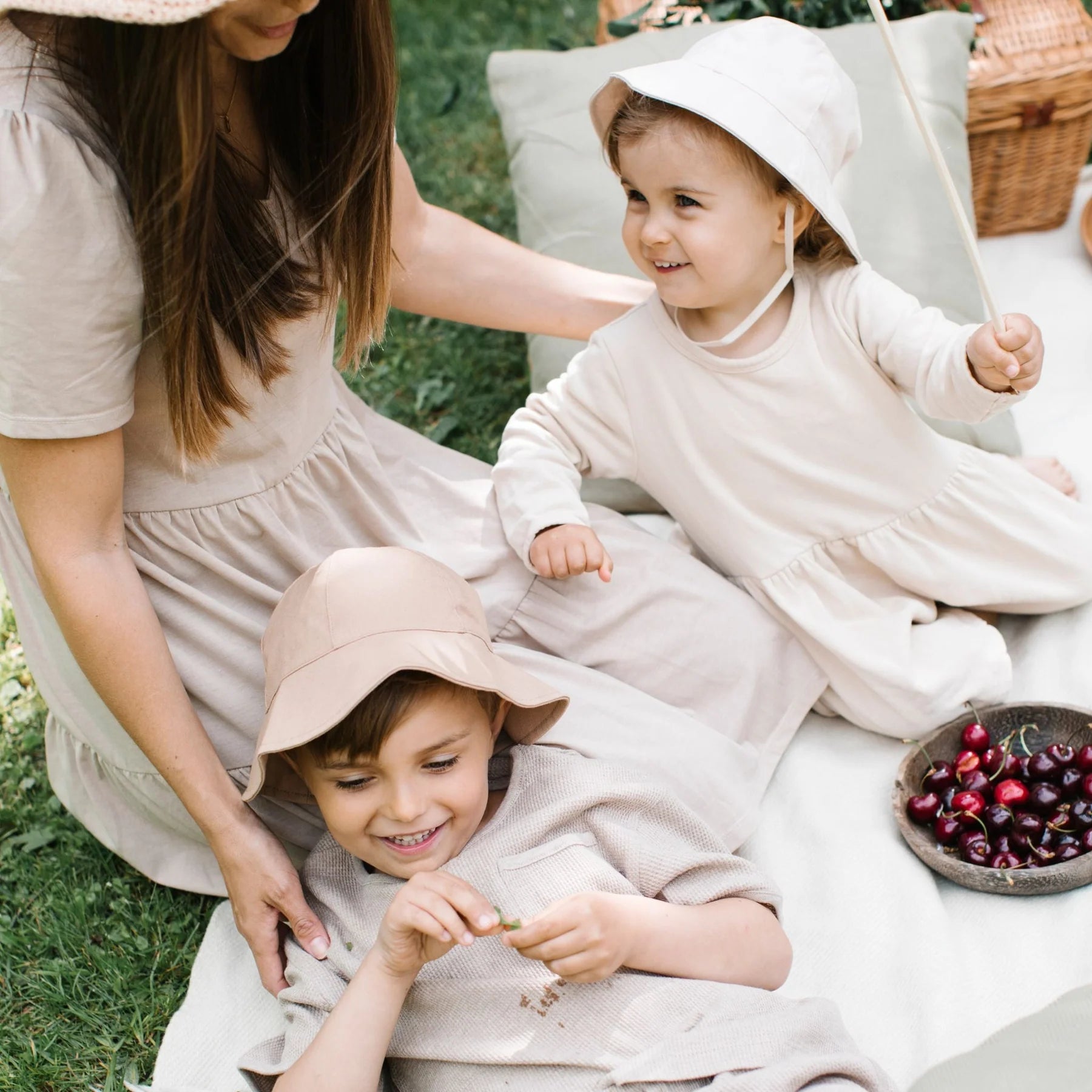 BabyMocs - Hats, Caps & Beanies - Linen Hat - Beige - Tummy Time