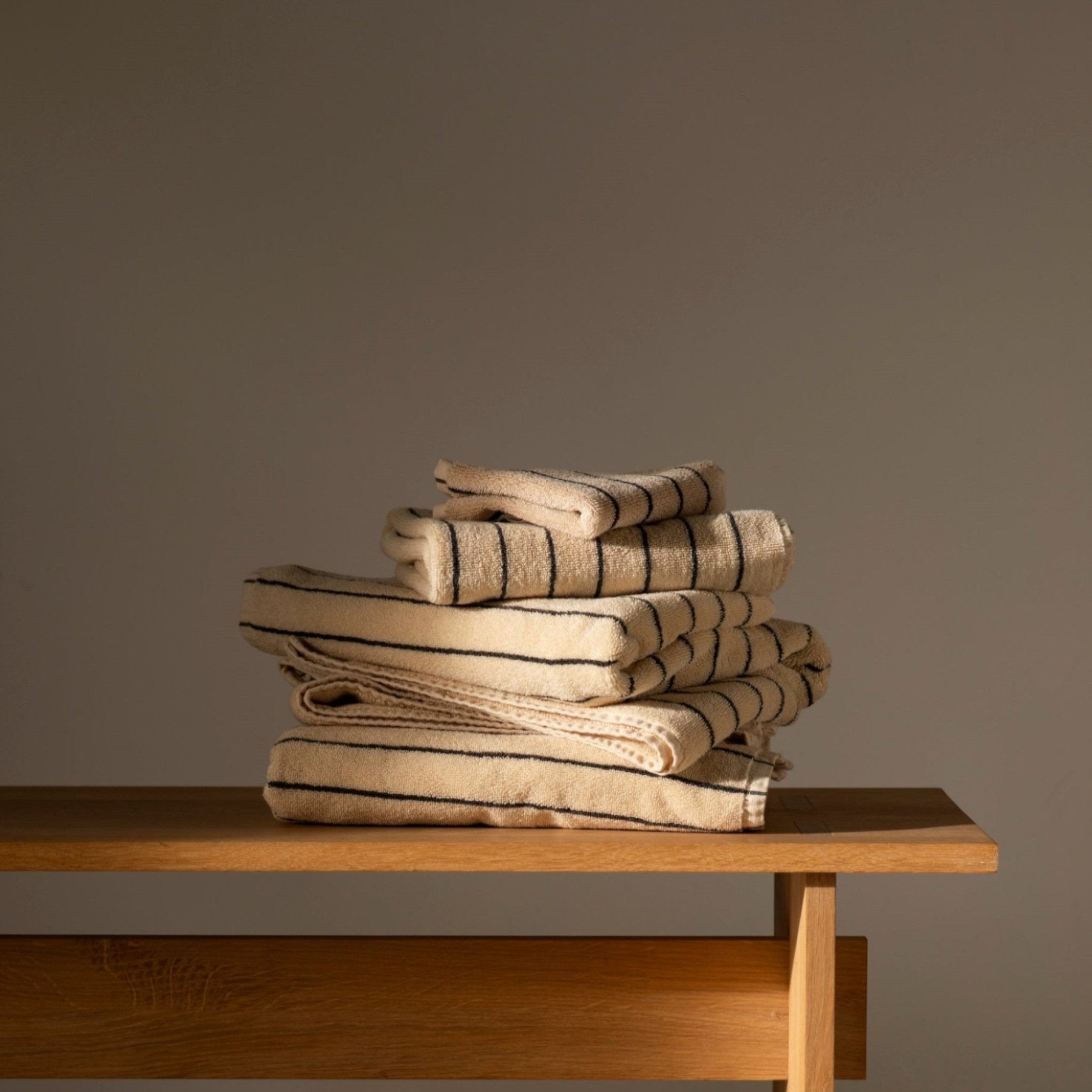 Bongusta - Towels & Washcloths - Naram Bath Towels - Crème & ink - Tummy Time