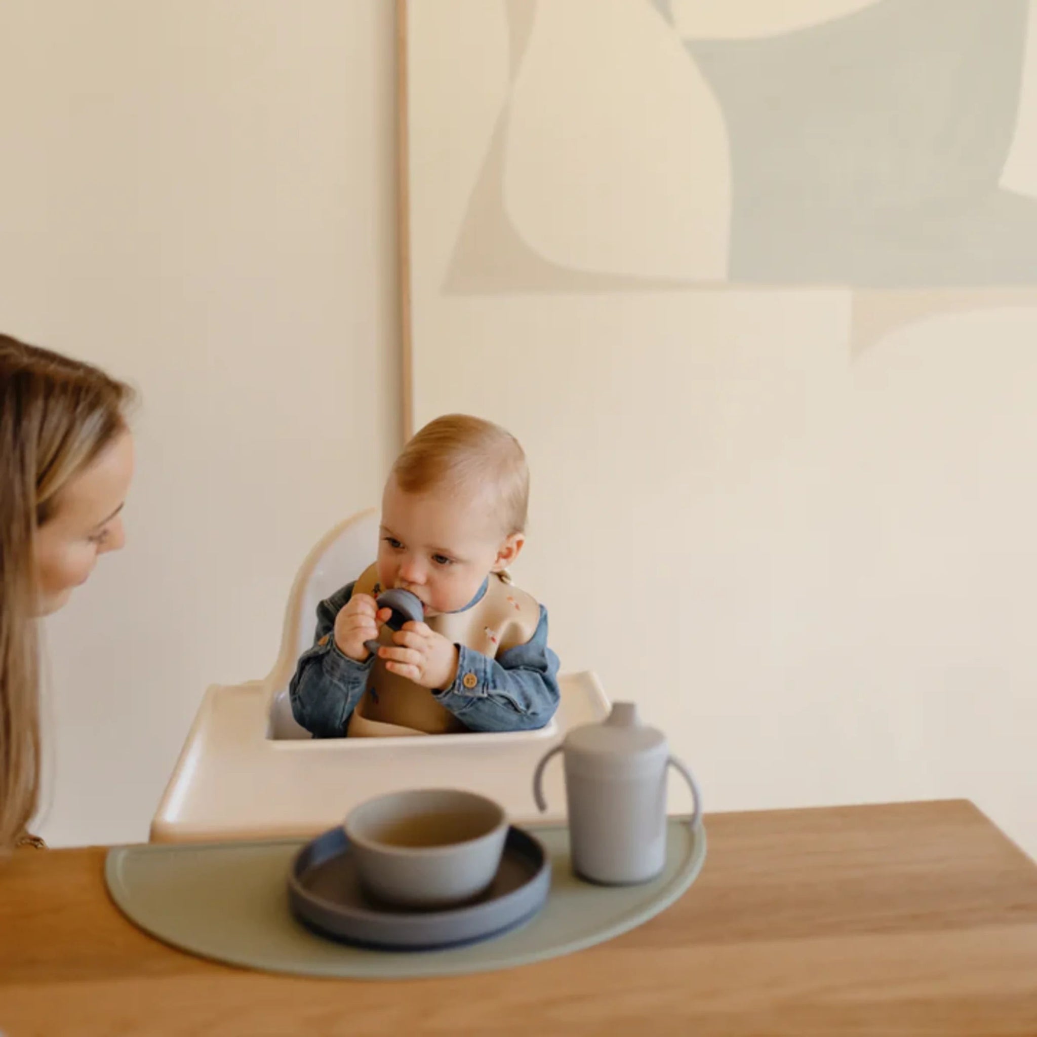 Mushie - Baby Tableware - Classic Silicone Suction Plate - Powder Blue - Tummy Time