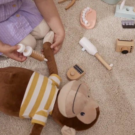 Kids Concept - Role Play Toys - Dentist Set - Tummy Time
