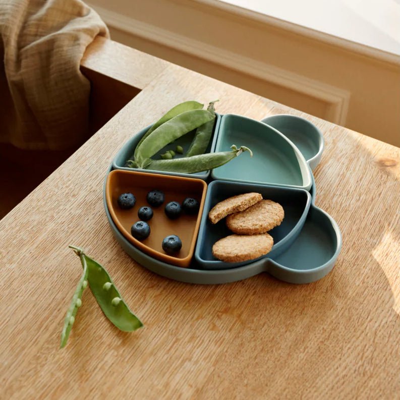 Liewood - Baby Tableware - Arne Divider Plate - Mr. Bear Blue Fog Multi Mix - Tummy Time