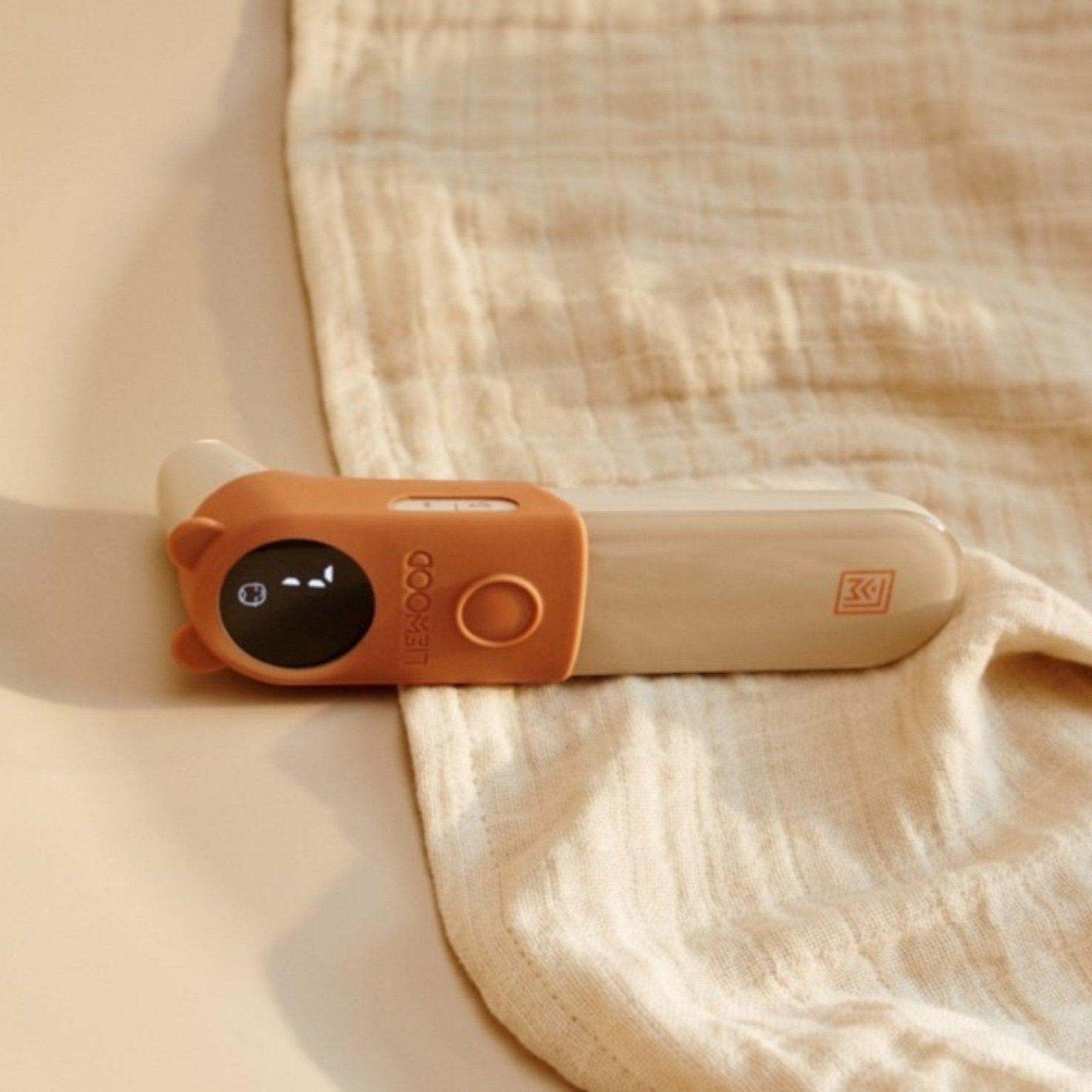 Liewood - Baby Thermometers & Kids First Aid Kit - Olivier Digital Thermometer - Sandy - Tummy Time