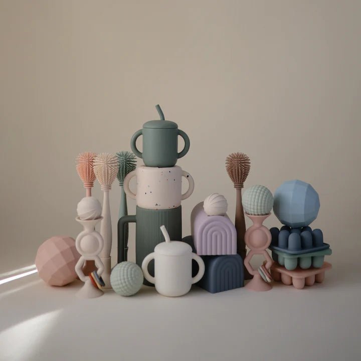 Mushie - Baby Bottles & Accessories - Silicone Baby Bottle Brush - Natural - Tummy Time