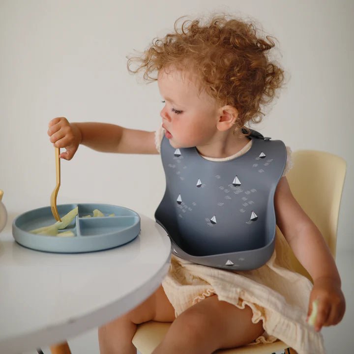 Mushie - Baby Tableware - Silicone Suction Plate - Powder Blue - Tummy Time