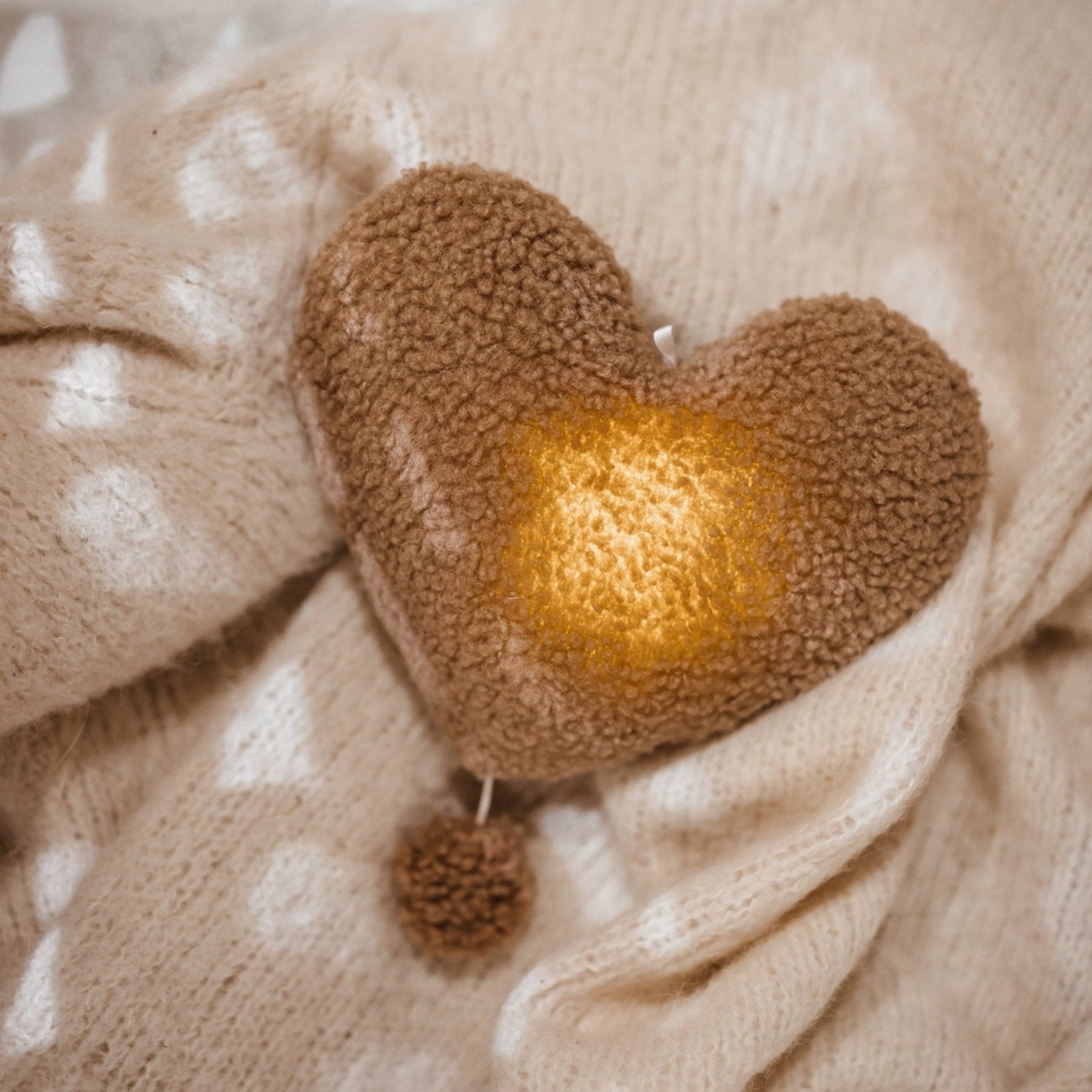 Mrs Ertha - Baby Mobile & Music Box - Night Buggies - Heart - Tummy Time