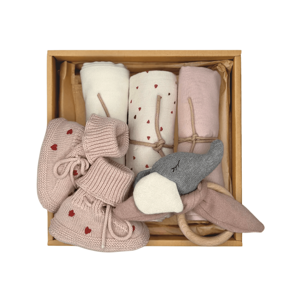 Saga Copenhagen - Baby Sets - Baby Gift Box - Soft Hearts - Tummy Time