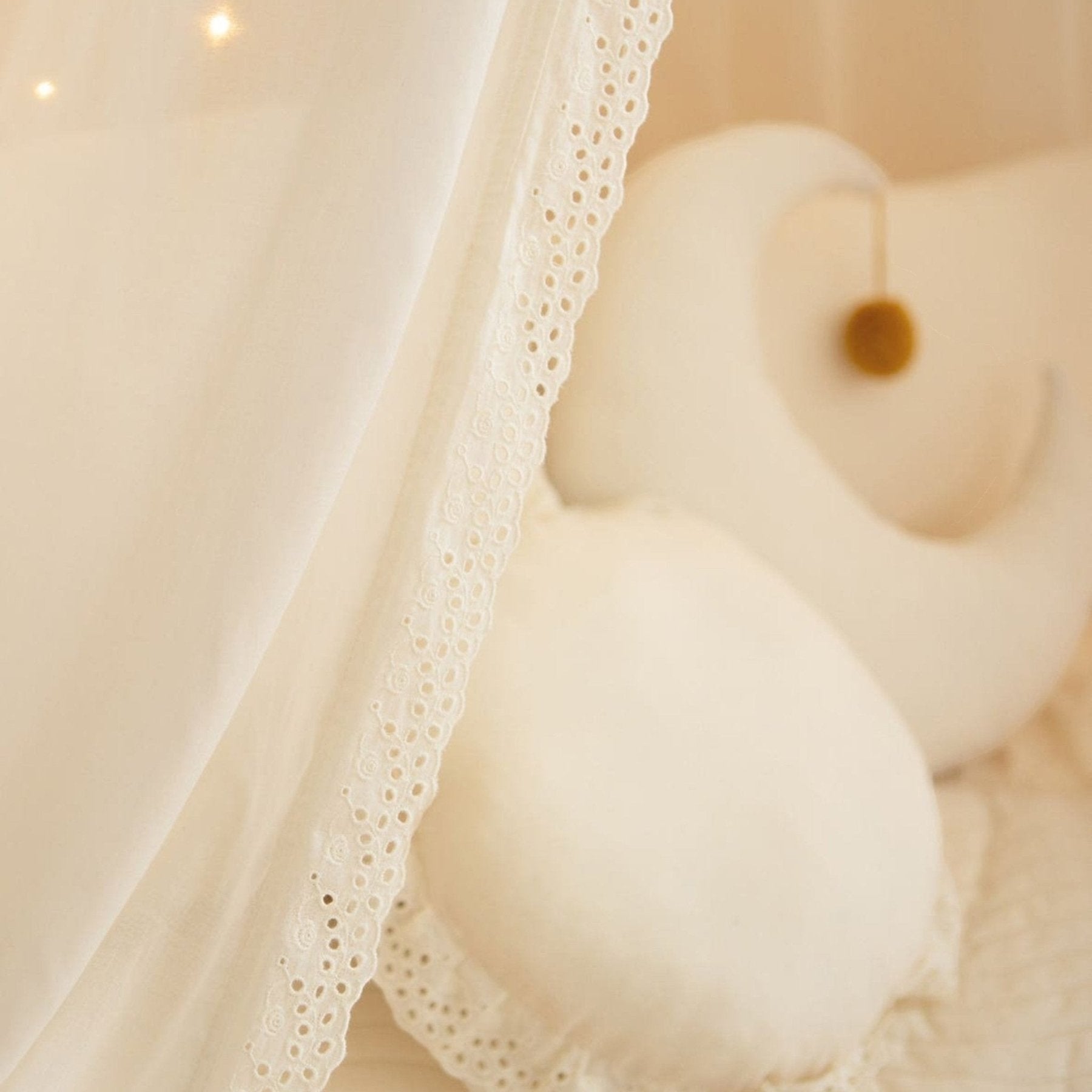 Nobodinoz - Baby & Kids Decoration - Vera Eyelet Lace Canopy - Natural - Tummy Time