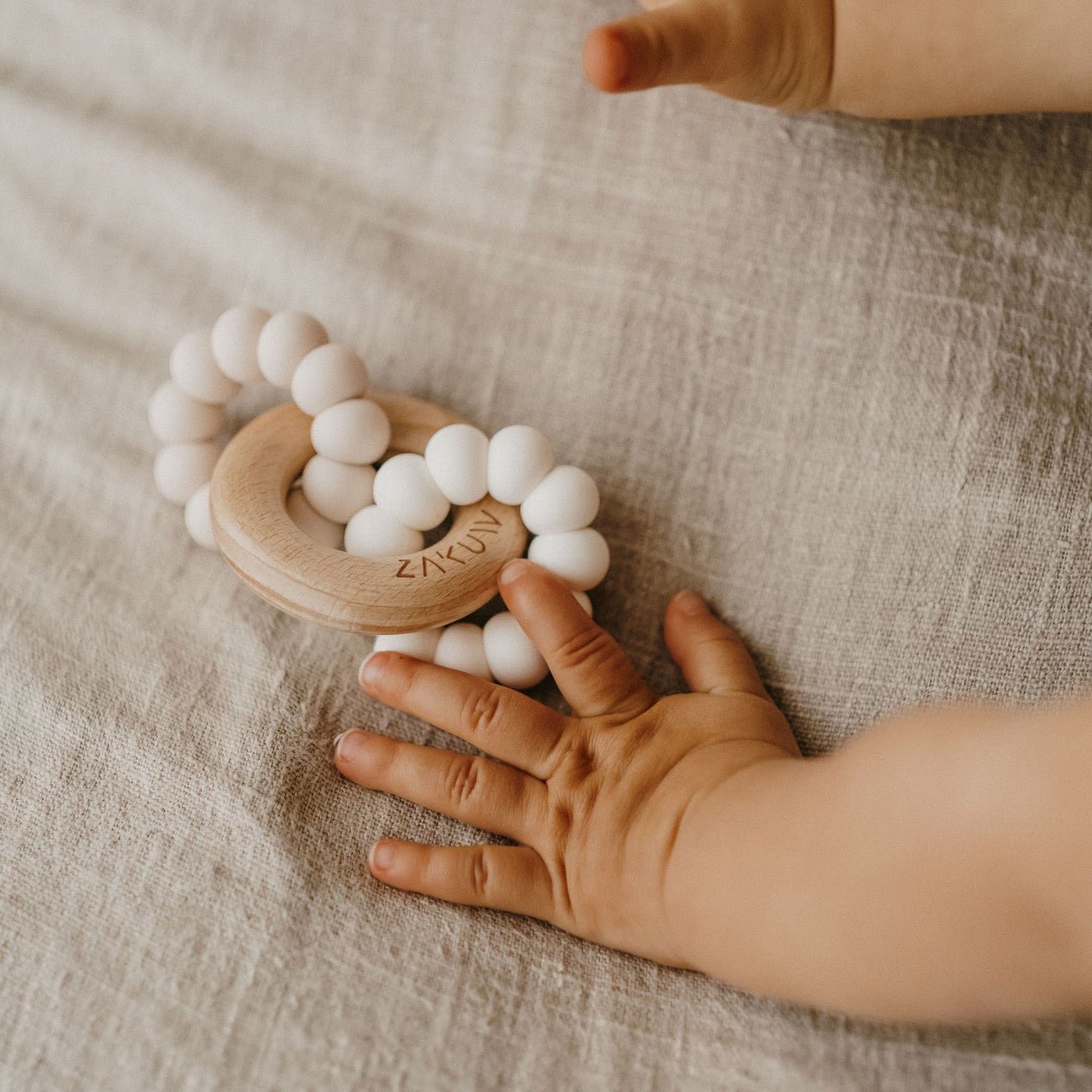Zakuw - Baby Teethers - Teething Ring Sedna - Cloud - Tummy Time