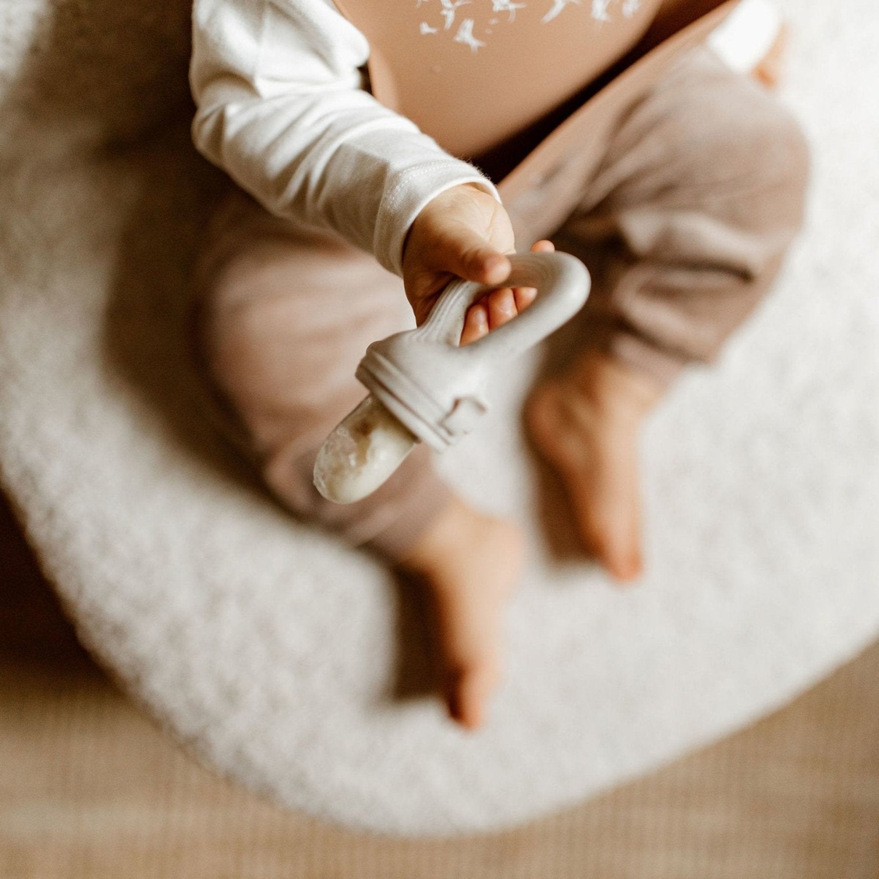 Zakuw - Dummies, Pacifiers & Pacifiers Clips - Nibble Pacifier - Clay - Tummy Time