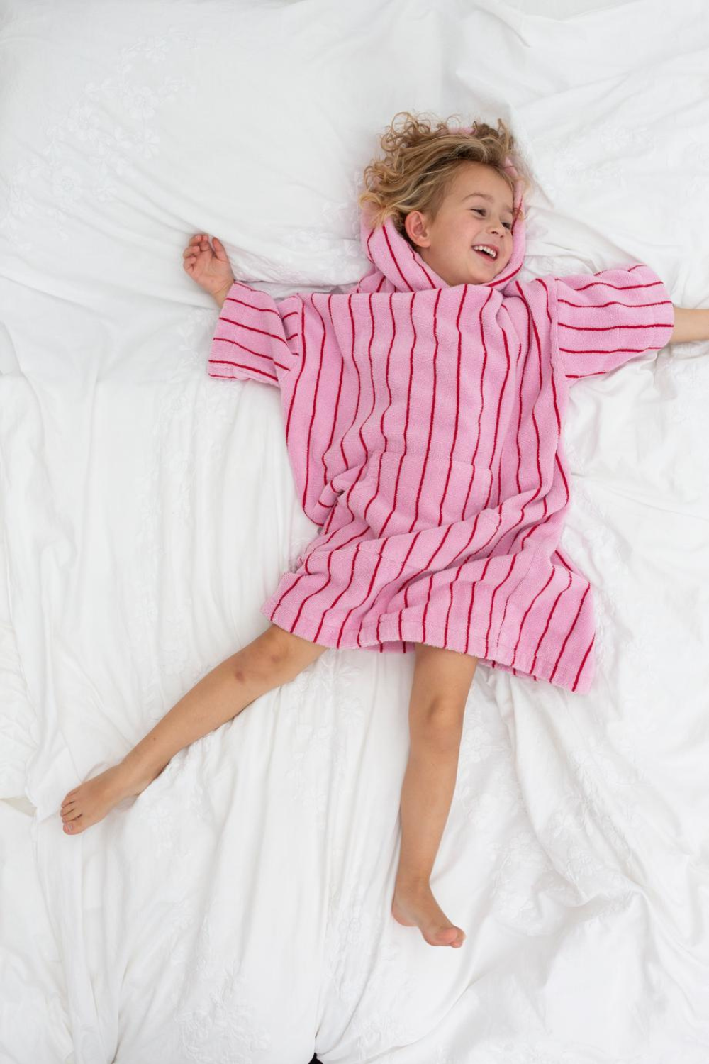 Bongusta Naram Kids Bathrobe, baby pink & ski patrol red