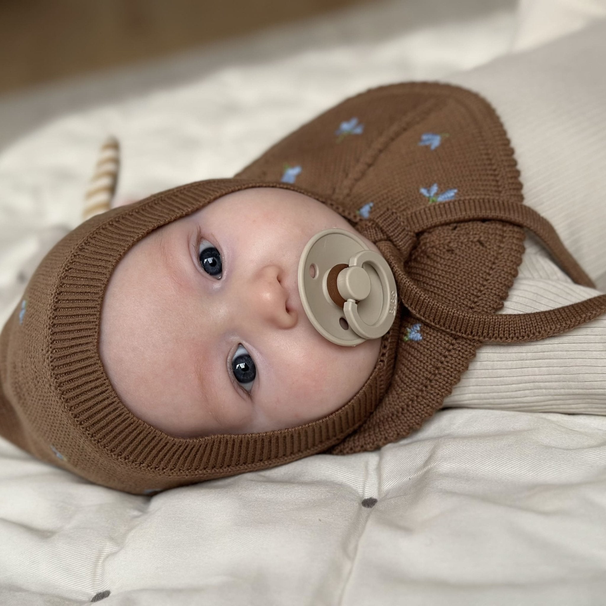 Saga Copenhagen - Hats, Caps & Beanies - Baby Bonnet - Tahin - Tummy Time