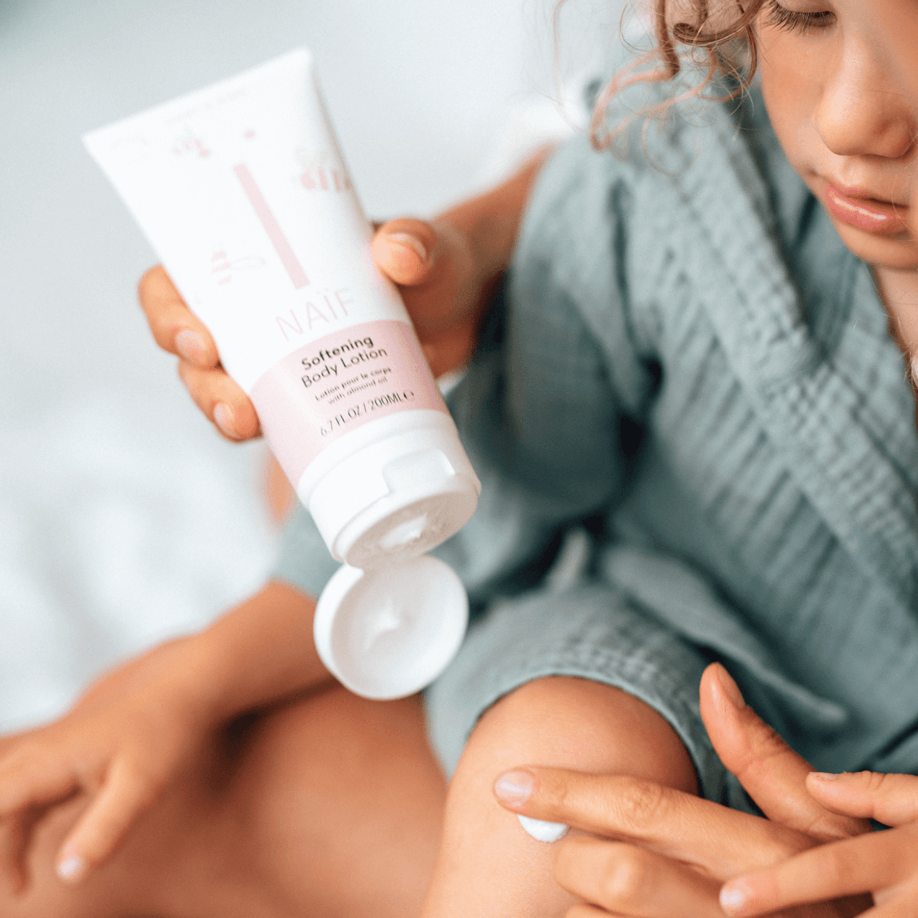 Naïf Care - Body & Hair Care - Baby & Kids Softening Body Lotion - 200ml - Tummy Time