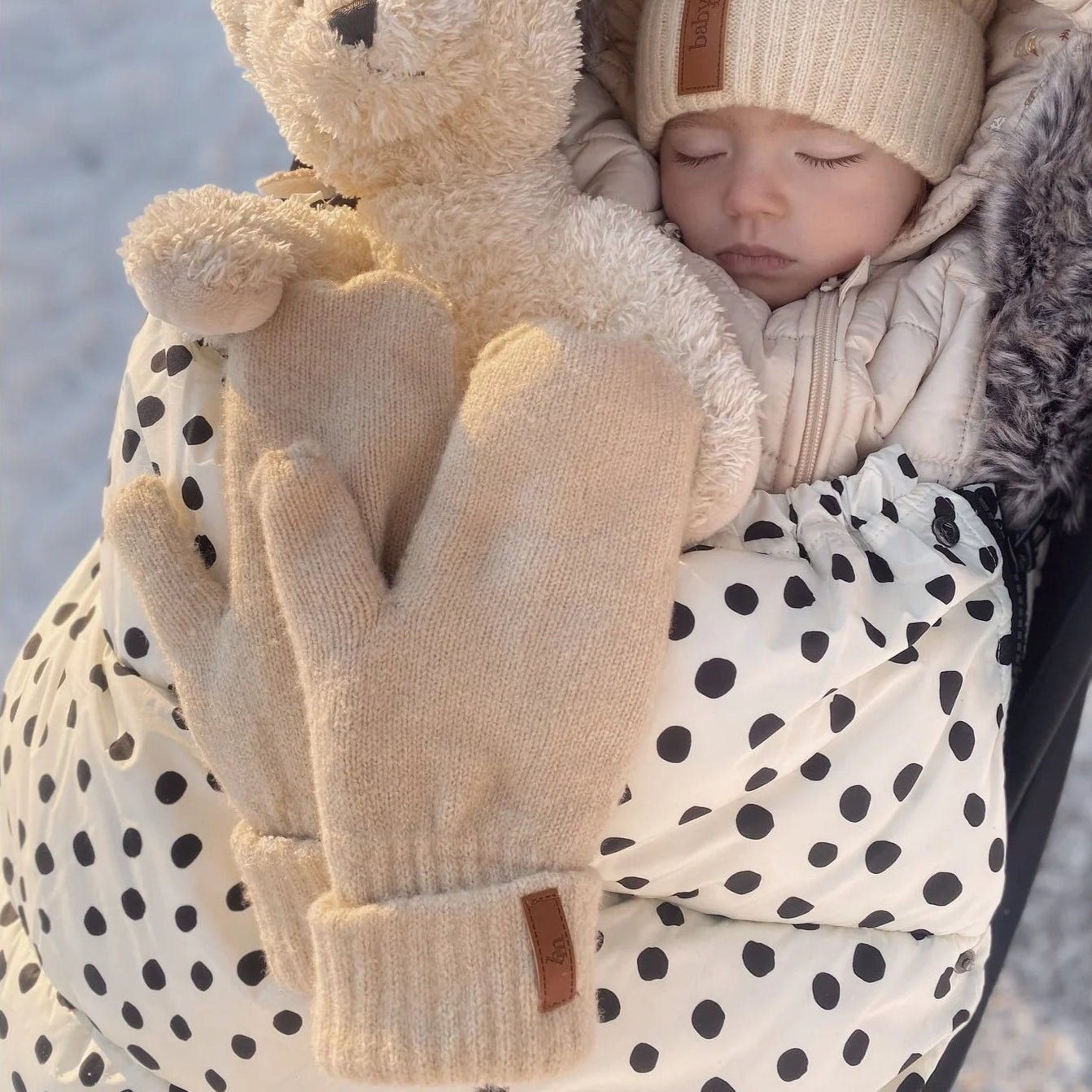 BabyMocs - Mittens, Gloves & Scarves - Mittens - Beige - Tummy Time