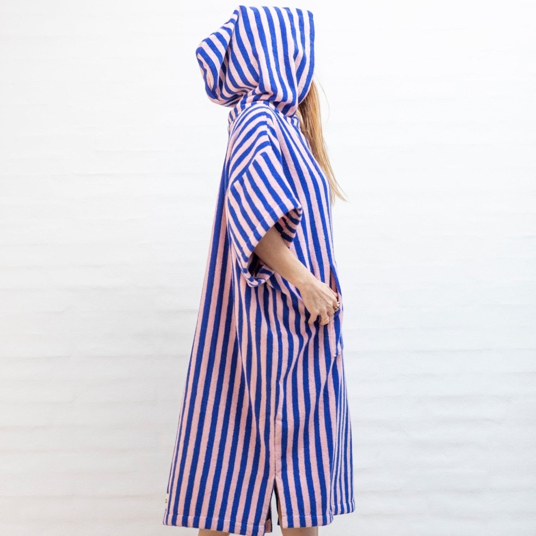 Bongusta - Towels & Washcloths - Naram Poncho - Dazzling Blue & Rose - Tummy Time