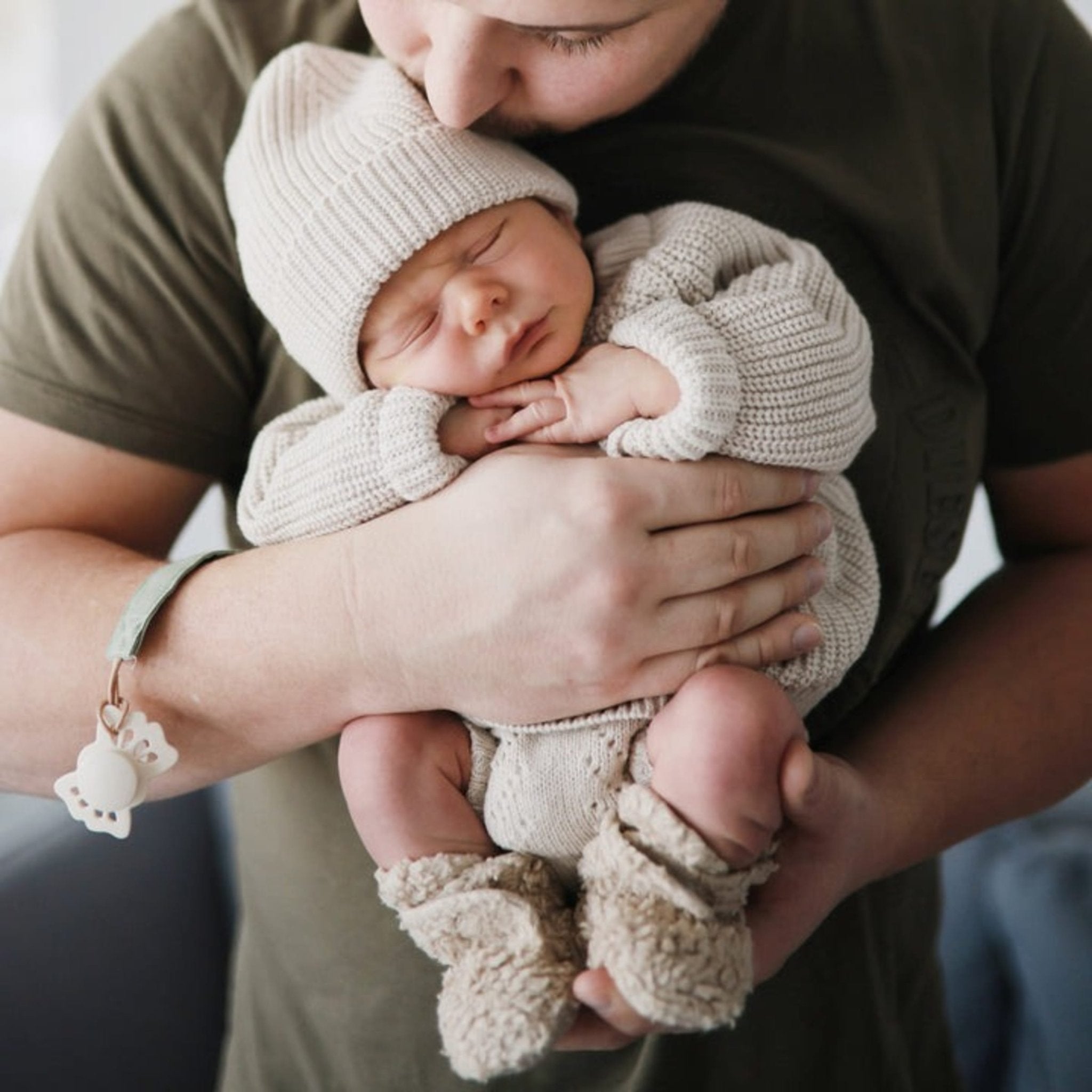 Mushie - Hats, Caps & Beanies - Chunky Knit Beanie - Beige - Tummy Time