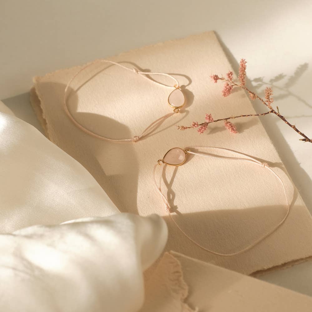 Ilado - Baby Comforters - Mother - Daughter Bracelet Duo - Tummy Time