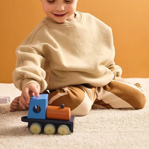 Kids Concept - Role Play Toys - Farm Animal Train - Tummy Time