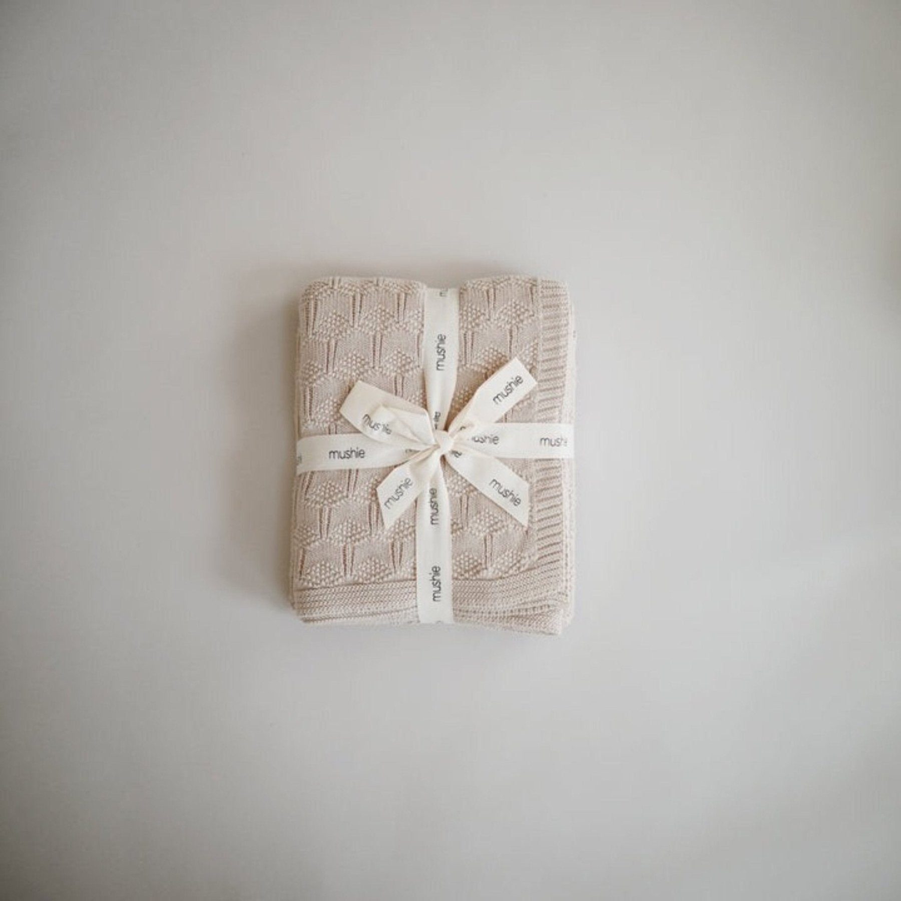 Mushie - Sleeping Bags, Blankets & Bed Bumpers - Knitted Baby Blanket Honeycomb - Beige - Tummy Time