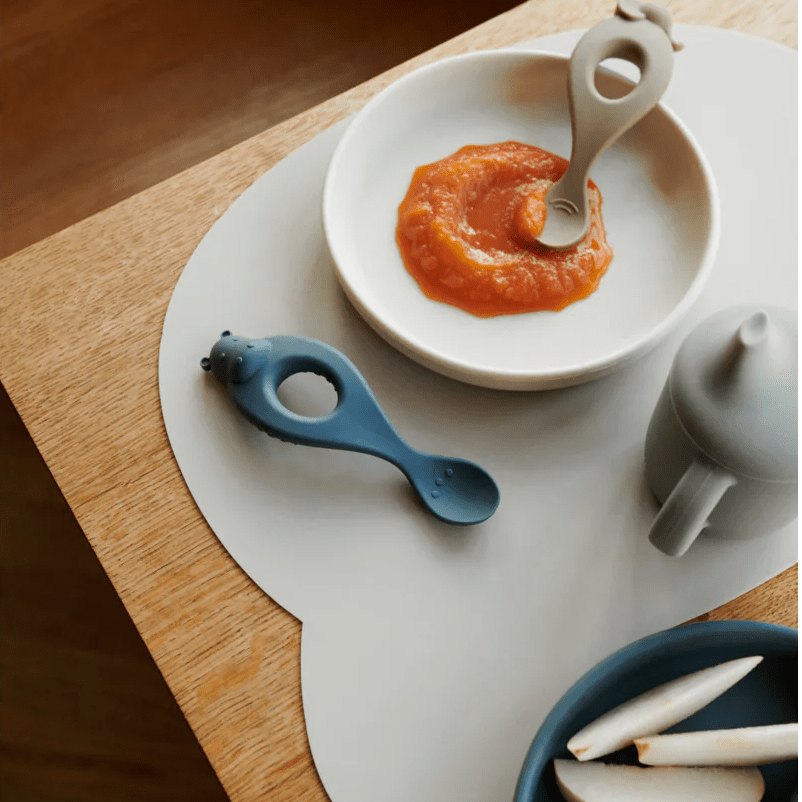 Liewood - Baby Tableware - 4 - Pack Liva Silicone Spoon - Safari/Blue Multi Mix - Tummy Time