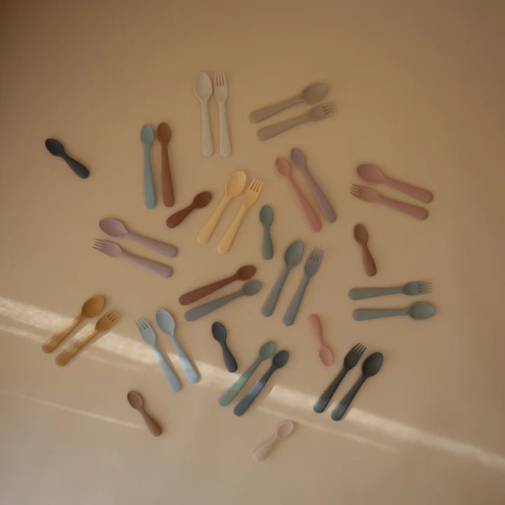 Mushie - Baby Tableware - Silicone Feeding Spoons - Soft Lilac - Tummy Time