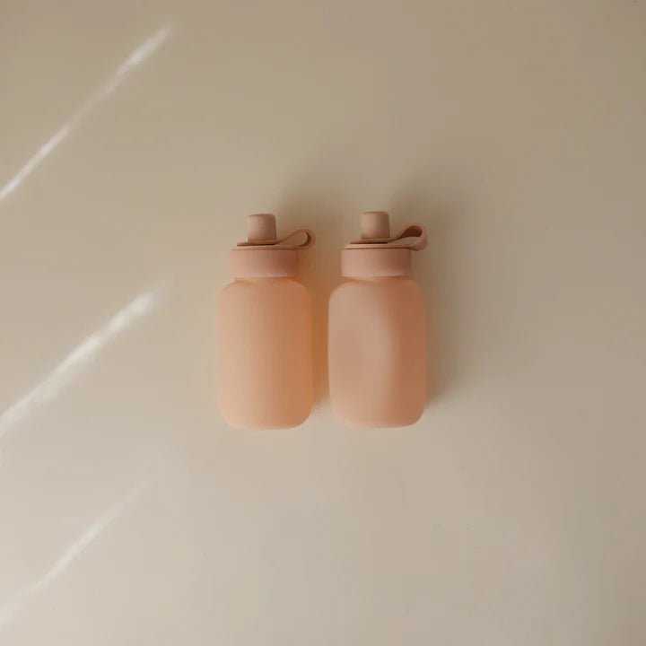 Mushie - Baby Tableware - Silicone Puree Pouch - Blush - Tummy Time
