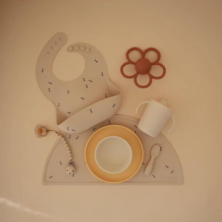 Mushie - Baby Tableware - Trainer Sippy Cup - Ivory - Tummy Time