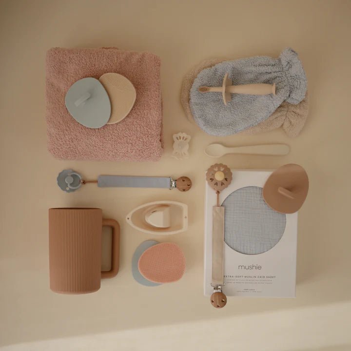 Mushie - Body & Hair Care - Cradle Cap Brushes - Tradewinds/Periwinkle - Tummy Time