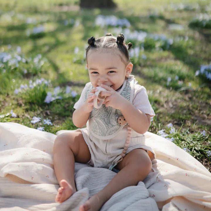 Mushie - Dummies, Pacifiers & Pacifiers Clips - Silicone Pacifier Clip - Blush - Tummy Time