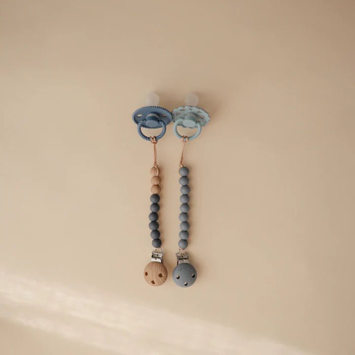 Mushie - Dummies, Pacifiers & Pacifiers Clips - Silicone Pacifier Clip | Hera - Tradewinds - Tummy Time