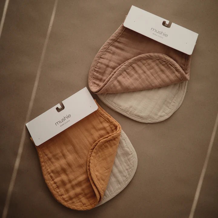 Mushie - Towels & Washcloths - 2 - Pack Organic Cotton Muslin Burp Cloth - Natural/Fog - Tummy Time