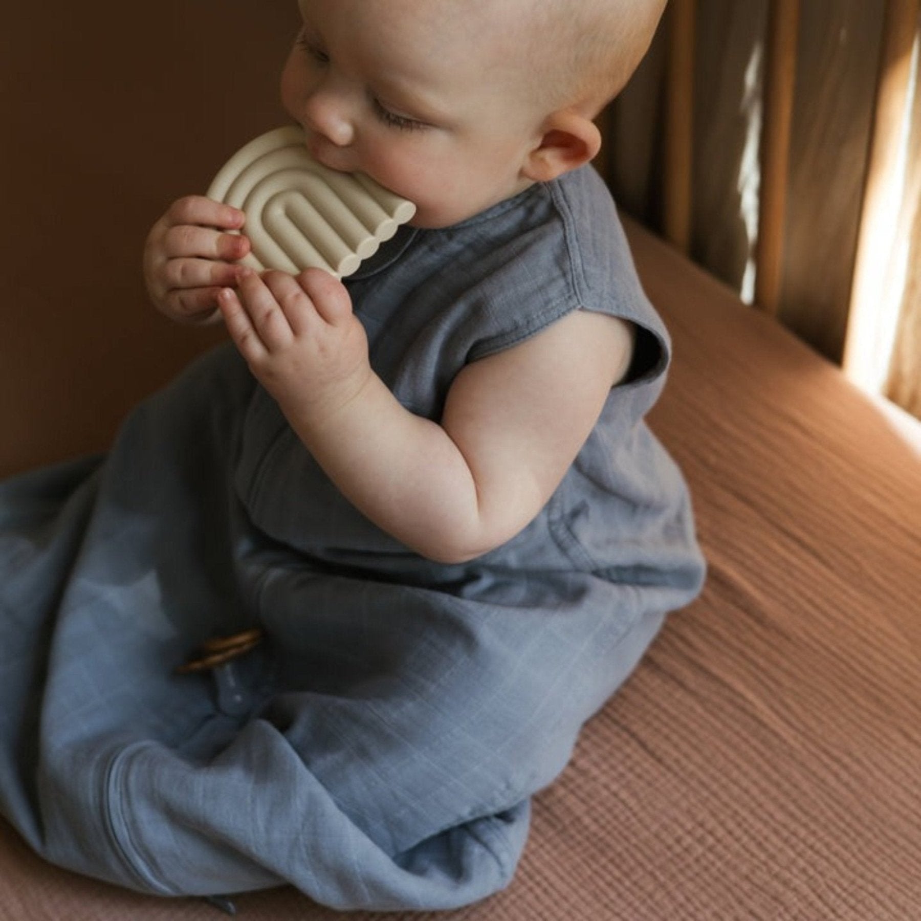 Mushie - Sleeping Bags, Blankets & Bed Bumpers - Muslin Sleep Bag - Tradewinds - Tummy Time