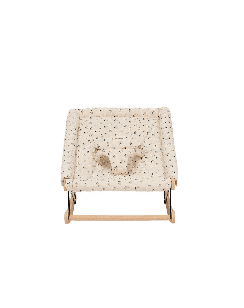 Nobodinoz Baby Bouncer Growing Green - Darling, front view of the bouncer